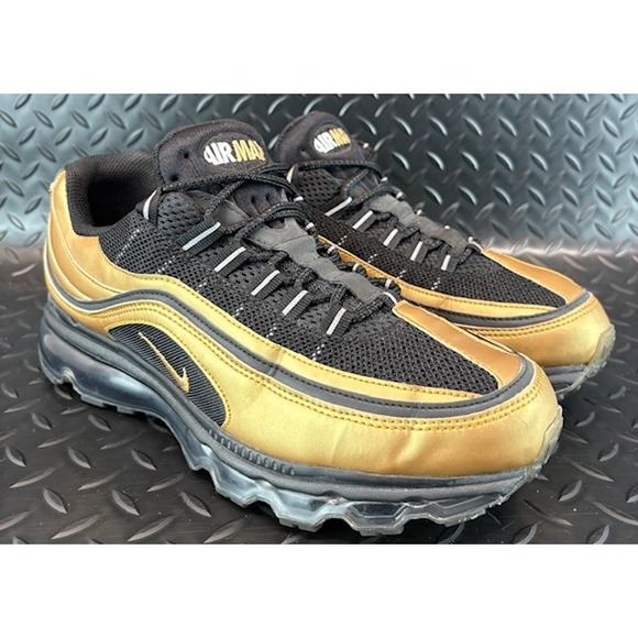 Nike Air Max 24/7 Metallic Gold Black 397252-015 Mens sneakers size 9 - Picture 2 of 8